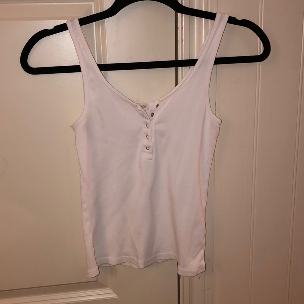 White button tank